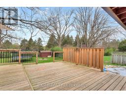 31 MOFFAT CRESCENT - 40