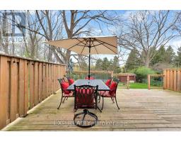 31 MOFFAT CRESCENT - 42