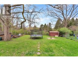 31 MOFFAT CRESCENT - 43