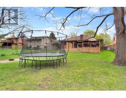 31 MOFFAT CRESCENT - 45