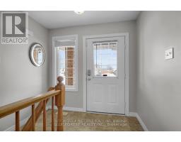 284 EXMOUTH CIRCLE - 3
