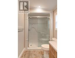 LOT 7 - 213 CAROLYNN WAY - 30