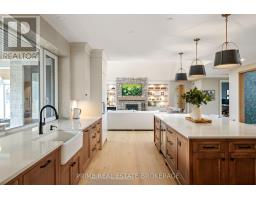 689 VALLEYSTREAM WALK - 14