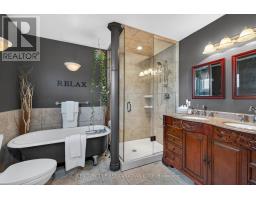 1093 VISCOUNT ROAD - 31