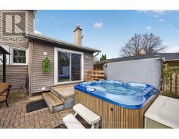 1093 VISCOUNT ROAD - 47