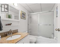 602 - 521 RIVERSIDE DRIVE - 20