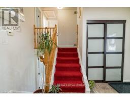 43 RENNY CRESCENT - 8