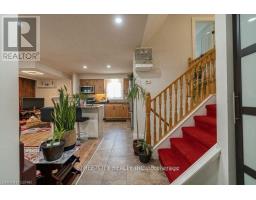 43 RENNY CRESCENT - 9