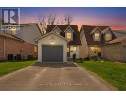 833 DEVERON CRESCENT - 42