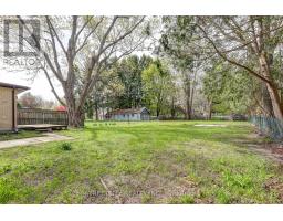 10 VINEDEN DRIVE - 38