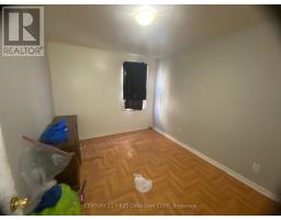 466 ADELAIDE STREET N - 27