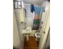 466 ADELAIDE STREET N - 30
