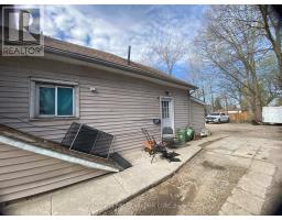 466 ADELAIDE STREET N - 5