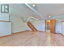 8 QUAIL RIDGE CRESCENT - 30