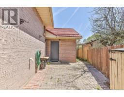 8 QUAIL RIDGE CRESCENT - 38