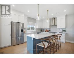 26 THIMBLEWEED DRIVE - 12