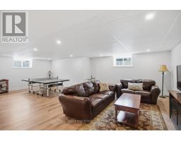 26 THIMBLEWEED DRIVE - 25