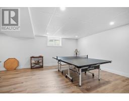 26 THIMBLEWEED DRIVE - 28