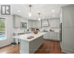42 MAPLETON PLACE - 9