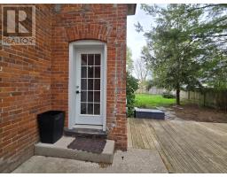 11 MAPLE STREET W - 15