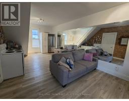 11 MAPLE STREET W - 16