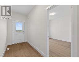 60 MOONLIGHT COURT - 3