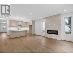 60 MOONLIGHT COURT - 5