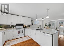 98 BRISCOE STREET E - 17