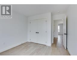 No.1 - 235 KENNINGTON WAY - 33