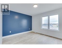 No.1 - 235 KENNINGTON WAY - 36