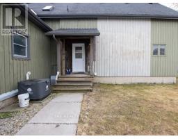 51 HURON ROAD - 23