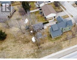 51 HURON ROAD - 26