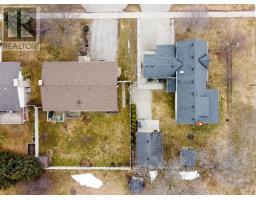 51 HURON ROAD - 28