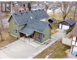 51 HURON ROAD - 29