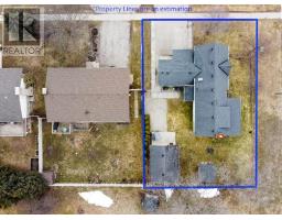 51 HURON ROAD - 30