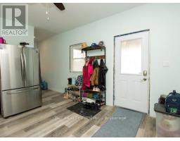 51 HURON ROAD - 6