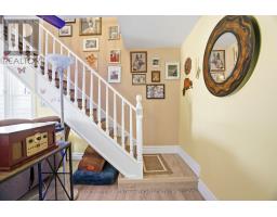 221 MAIN STREET S - 24