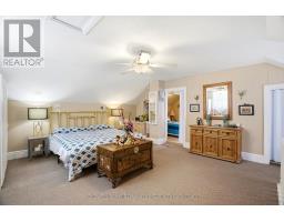 221 MAIN STREET S - 27