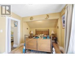 221 MAIN STREET S - 31