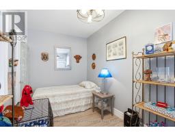 221 MAIN STREET S - 33