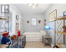 221 MAIN STREET S - 34