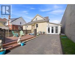 221 MAIN STREET S - 40