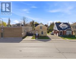 221 MAIN STREET S - 47