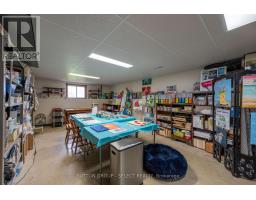 77242 LONDON ROAD - 22