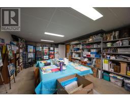 77242 LONDON ROAD - 23