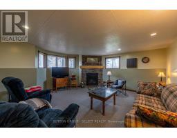 77242 LONDON ROAD - 24