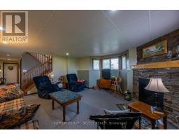 77242 LONDON ROAD - 25