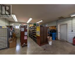 77242 LONDON ROAD - 33