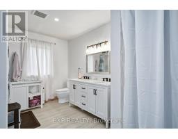 313 JOHN STREET S - 14