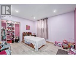 313 JOHN STREET S - 24